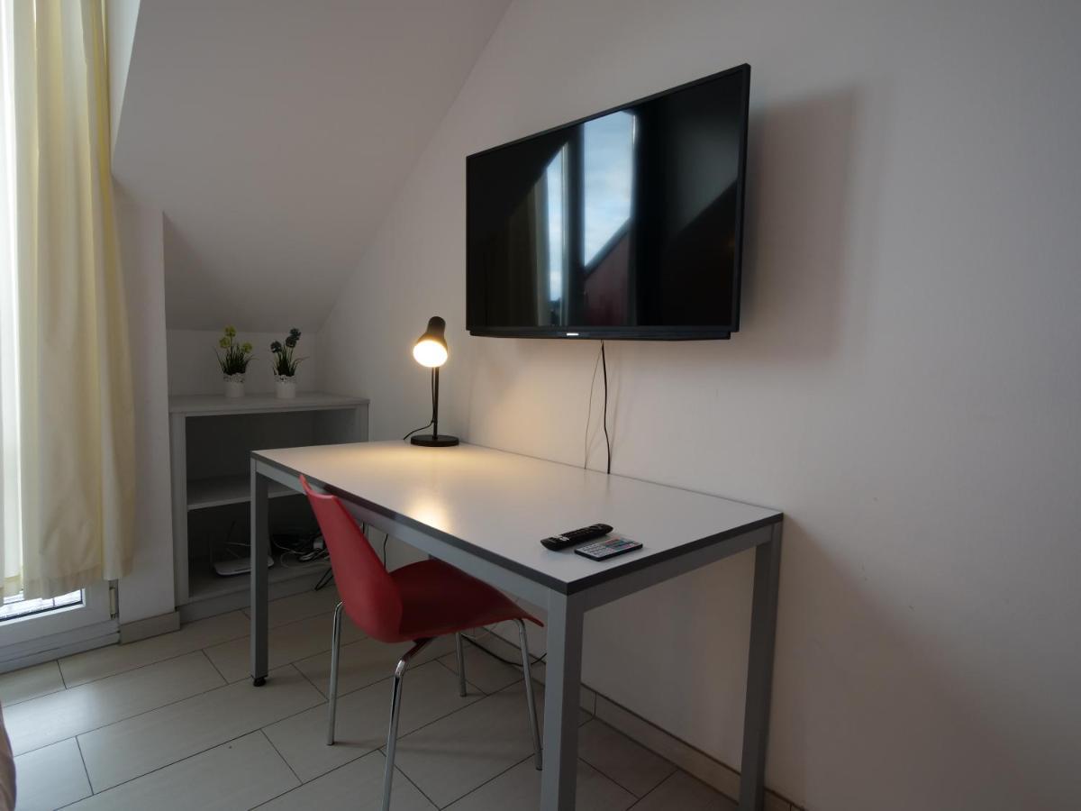 Rooftop Apartment By Rabe - Parkplatz & Free Netflix & Balkon Karlsruhe Luaran gambar